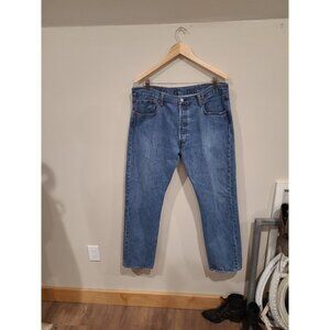 Levi's 501 Mens SZ 38x32 button fly denim Jeans  casual comfort norm core